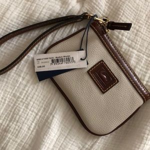 Dooney & Bourke wristlet/wallet